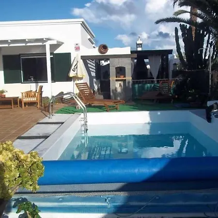 Playa Blanca Sleeps 6 Pool Wifi T691312 * Playa Blanca (Lanzarote)